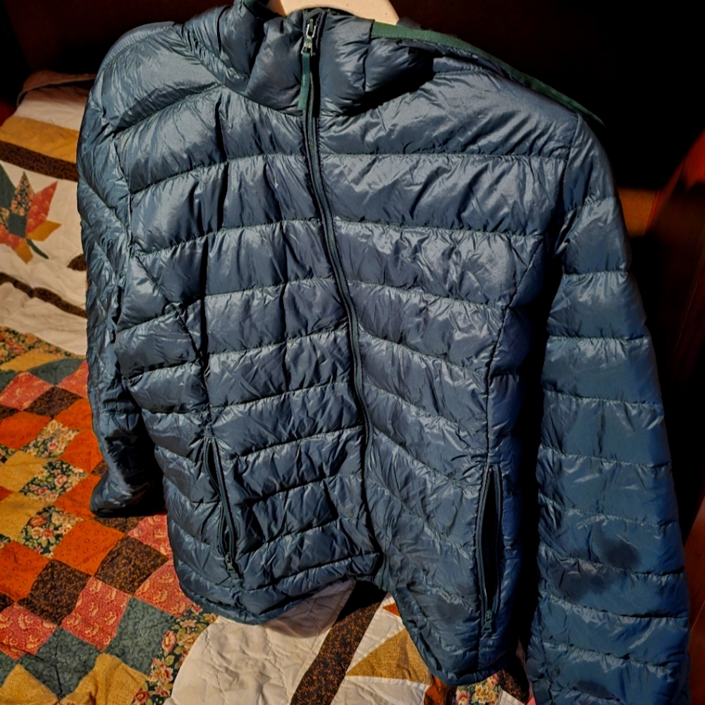 Tna botanie packable puffer